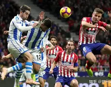 包含赛地聚焦——欧冠国际比赛日热度飙升；斯图加特篮板制胜；更衣室稳定；赛季目标并未改变的词条