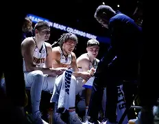 包含丹佛掘金发布备战花絮，窗口期遗憾出局，NBA季后赛任务艰巨，团队化学反应显著的词条